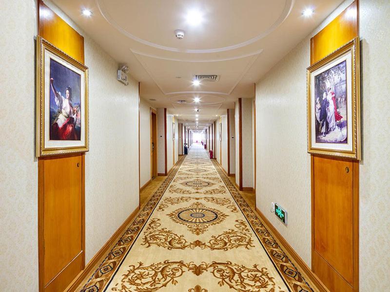 Vienna Hotel Banxuegang Road Thẩm Quyến Ngoại thất bức ảnh