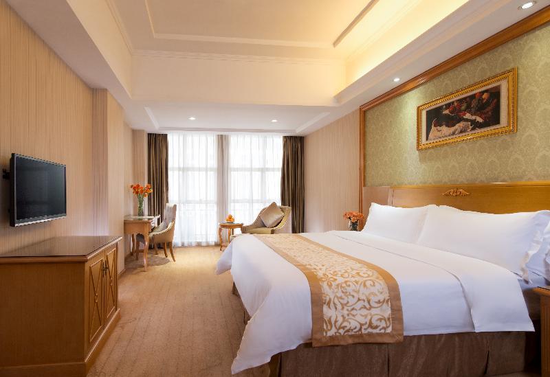 Vienna Hotel Banxuegang Road Thẩm Quyến Ngoại thất bức ảnh